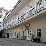Apartment Old Town Home-1 By Interhome